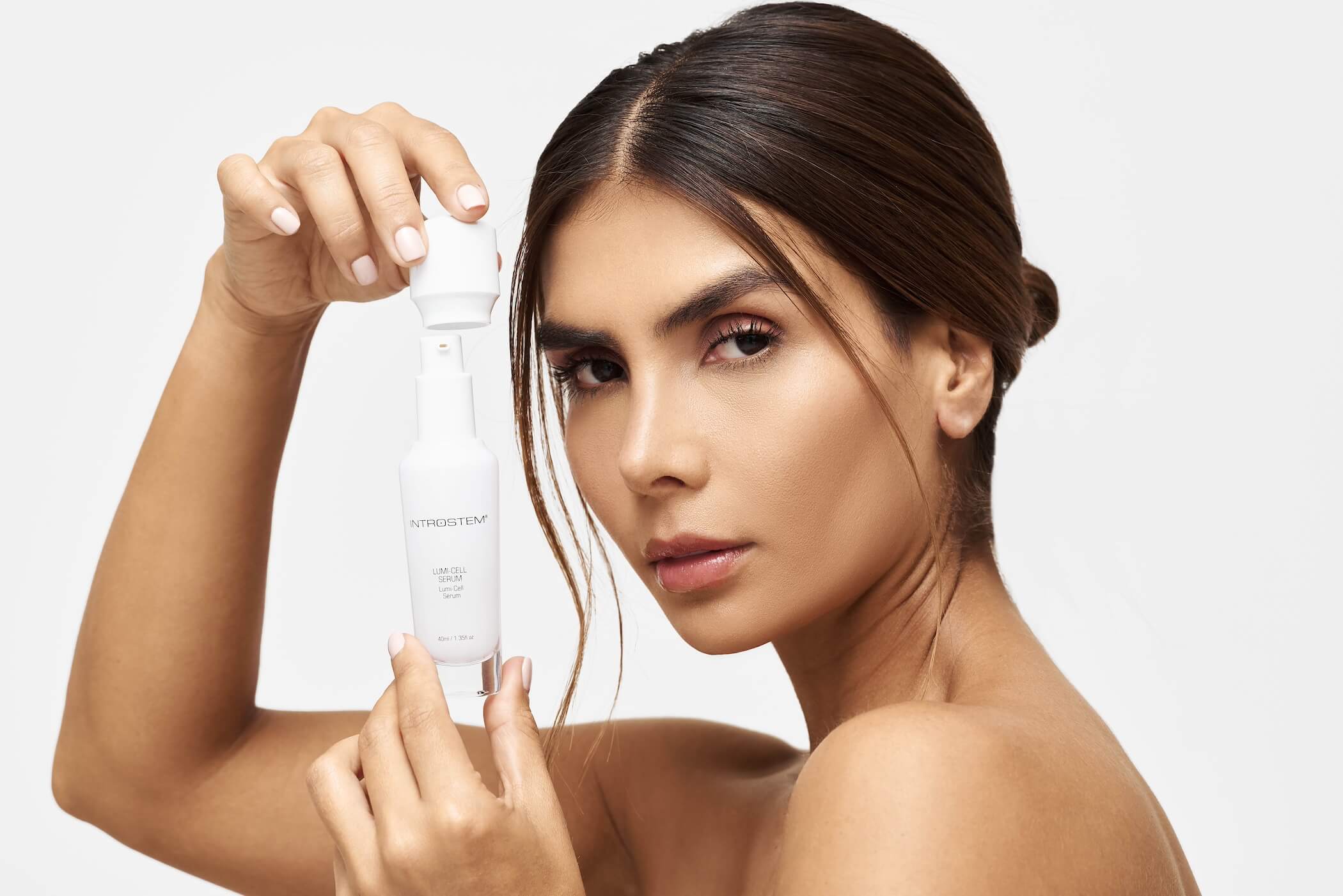  Luminous Firming Eye Serum
