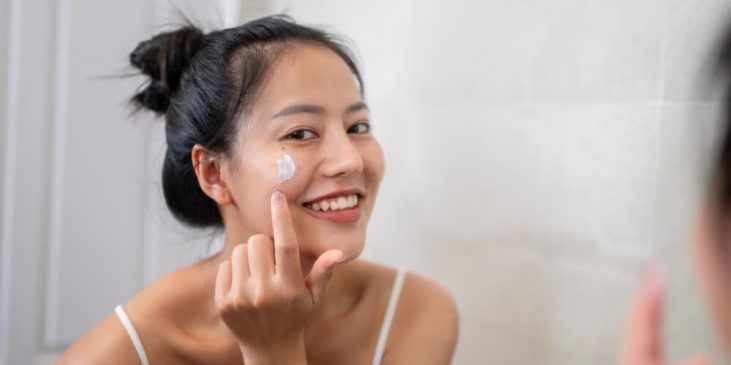 woman moisturizer